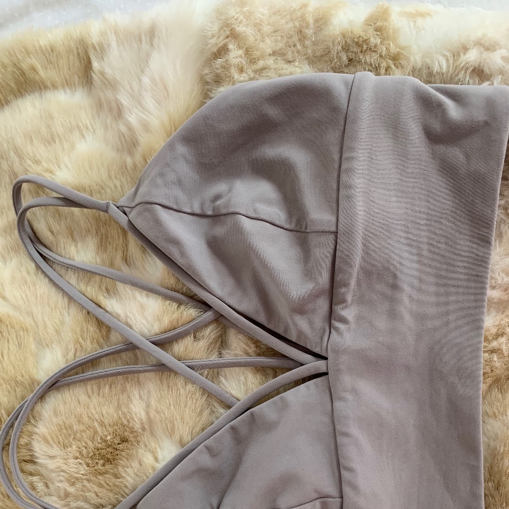 Lululemon Pushing Limits Bra - Size 4